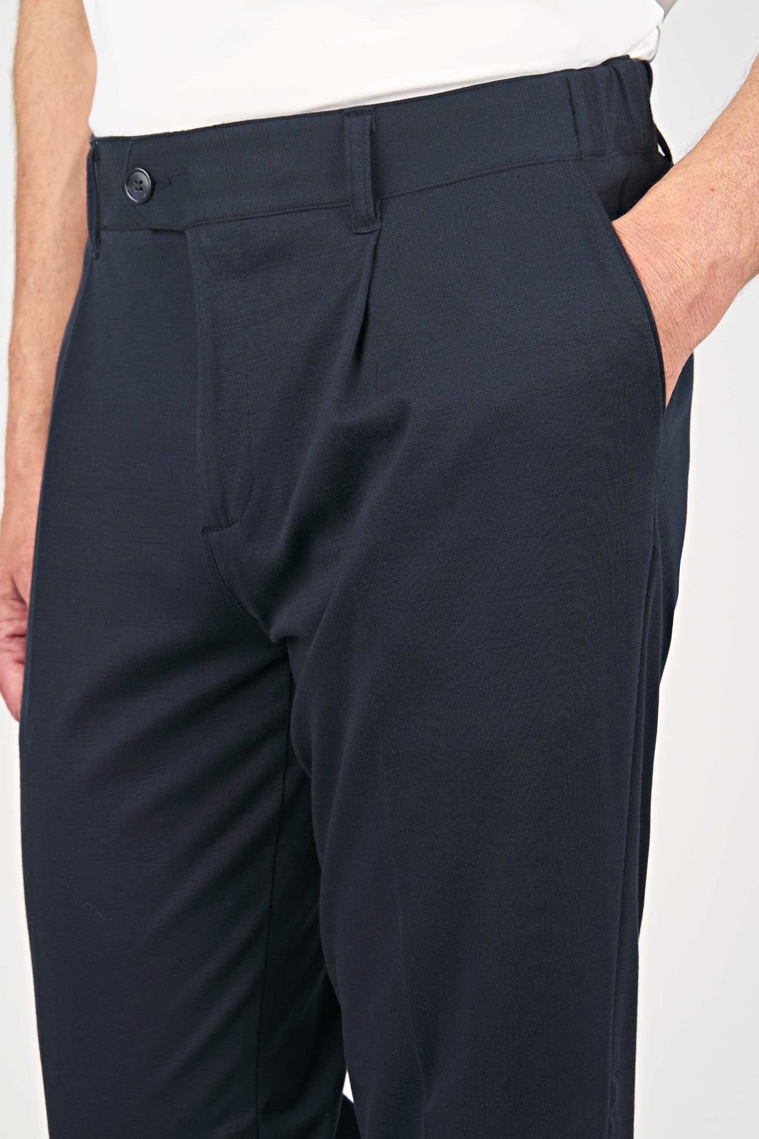 MONTEZEMOLO Online Shop | Trouser Collection